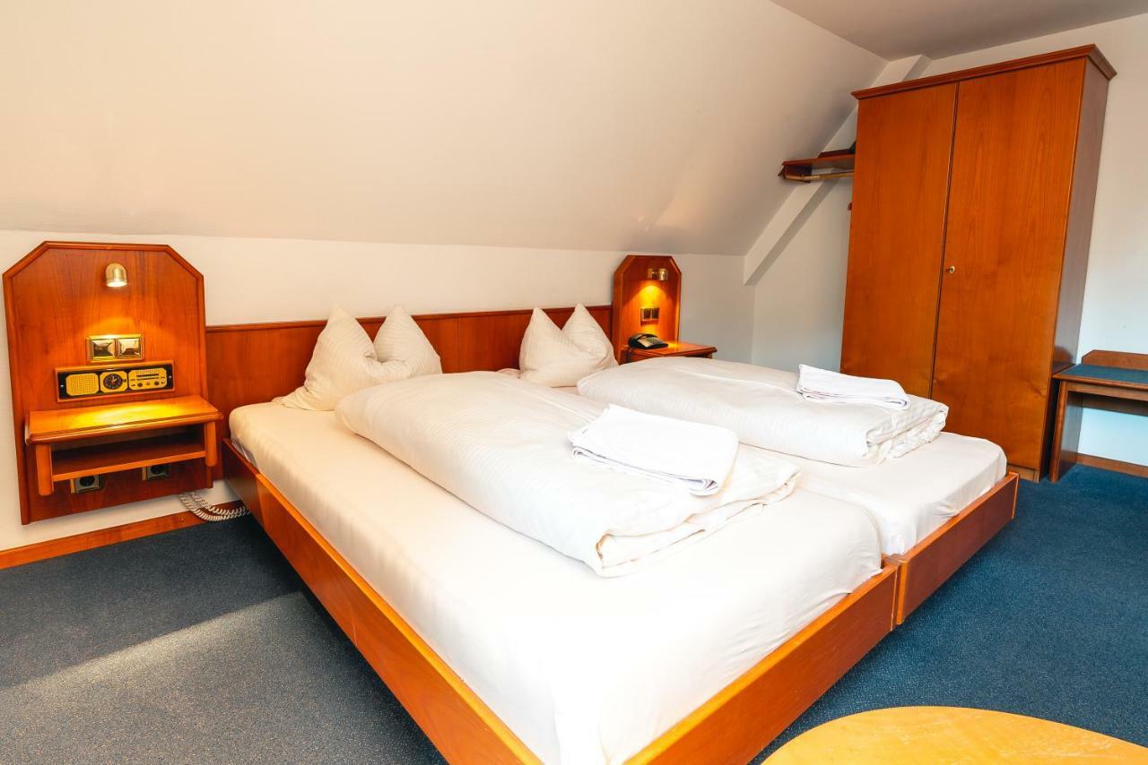 Alte Posthalterei Bed & Breakfast Euskirchen Exterior photo